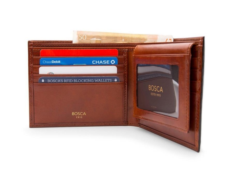 Bosca Euro Credit Wallet w/ ID Passcase Brown | AAUWC19033