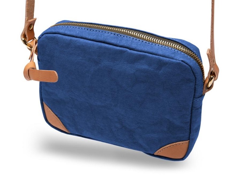 Bosca La Carta City Cross Strap Bag Blue | FAUHY71106