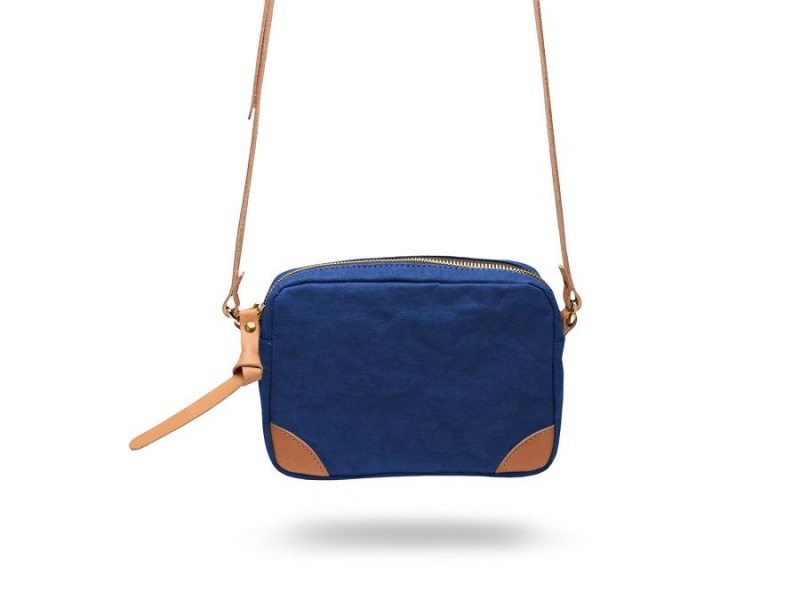 Bosca La Carta City Cross Strap Bag Blue | FAUHY71106